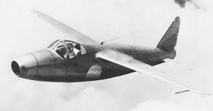 世界上第一台喷气式飞机