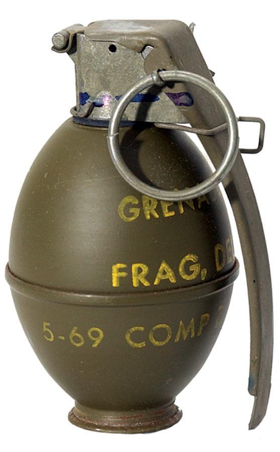 防御型手榴弹:新时代的手雷，更轻，燃烧无烟更安静，利用碎片伤害
