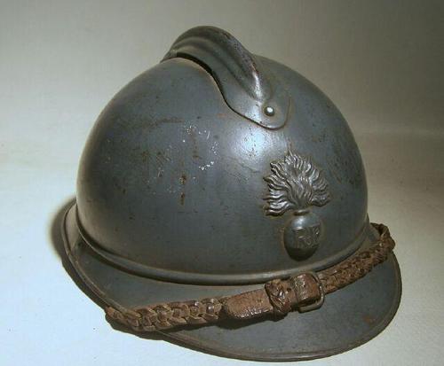 1915年亚德里安盔,现代军用头盔的始祖